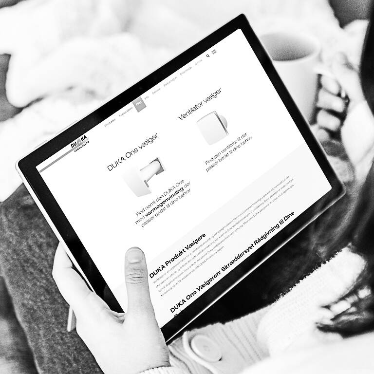 På en skærm ses DUKA One vælgerne på DUKA Ventilations hjemmeside