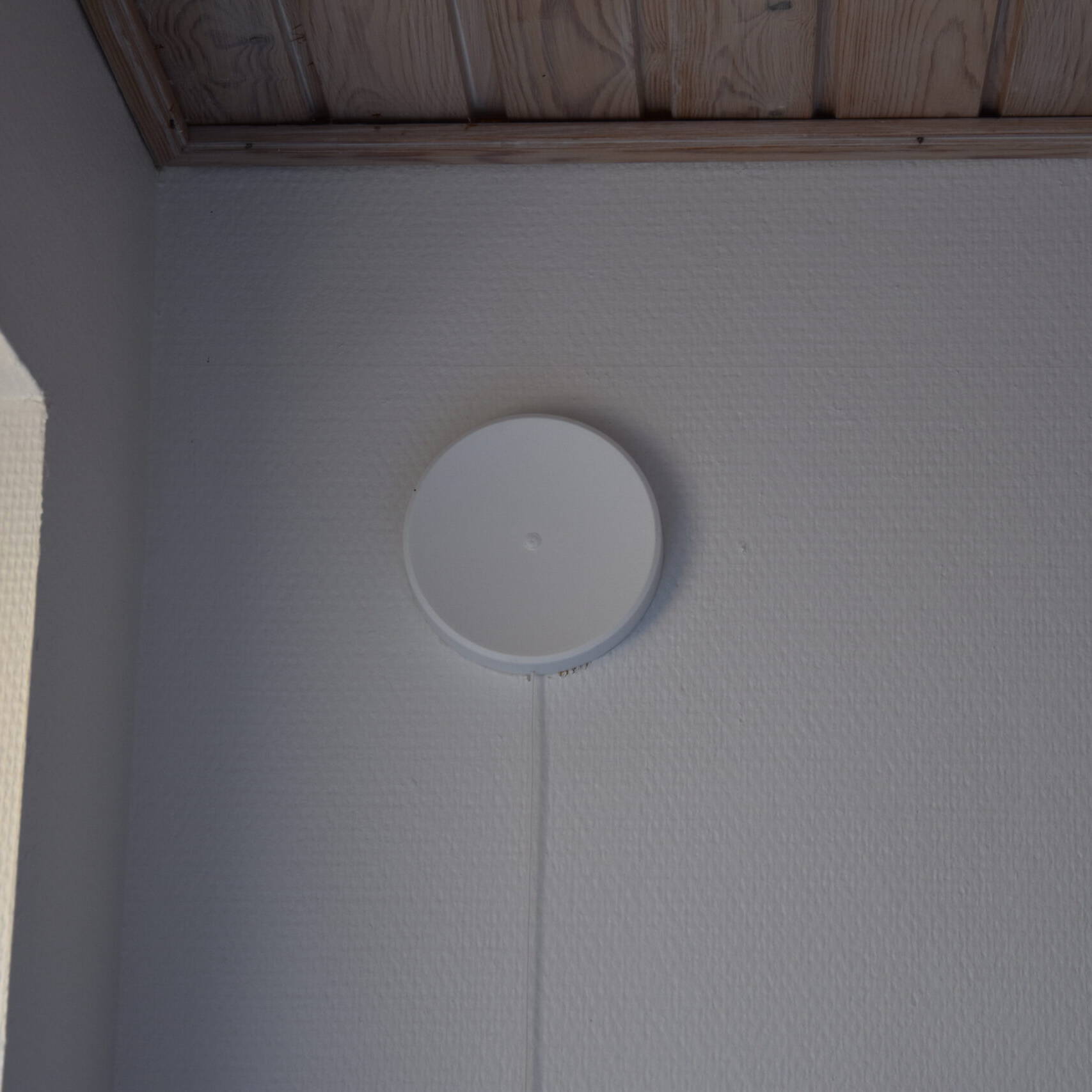 Indvendig del af en teleskopventil monteret på væg